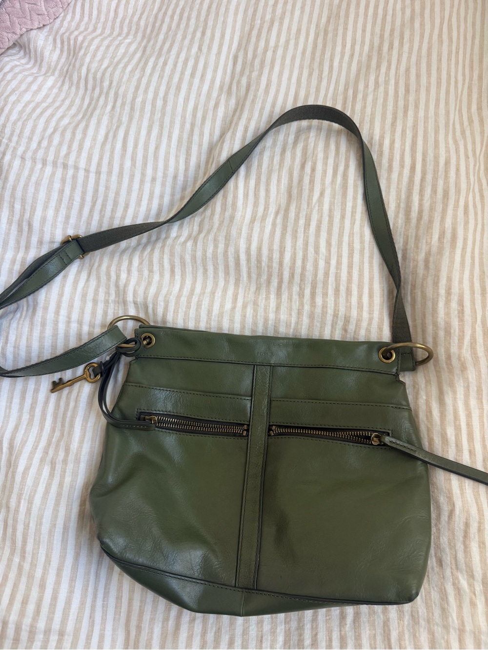 Fossil green bag
